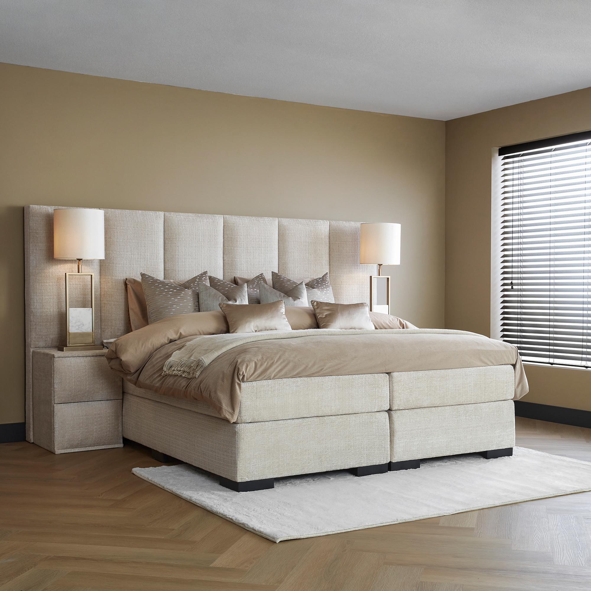 Julius-7-Boxspring-Opbergbed-Opbergledikant-Elektrische-Boxspring-Opbergbox-Matras-Pocket-Matras-Ledikant-Goedkope-bedden-Vaste-boxspring