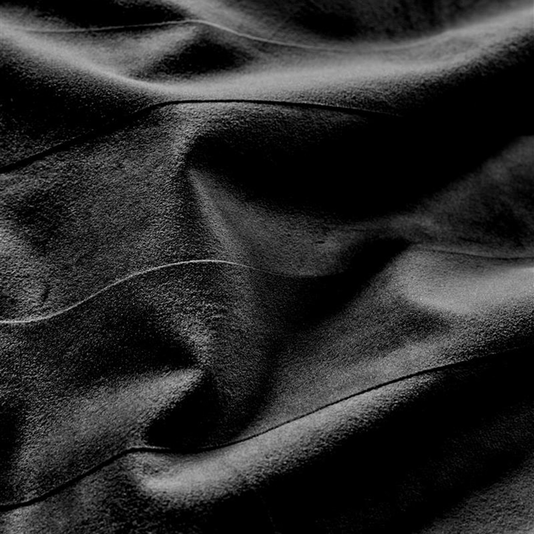 Dekbedovertrek-velvet-softshine-zwart-4.