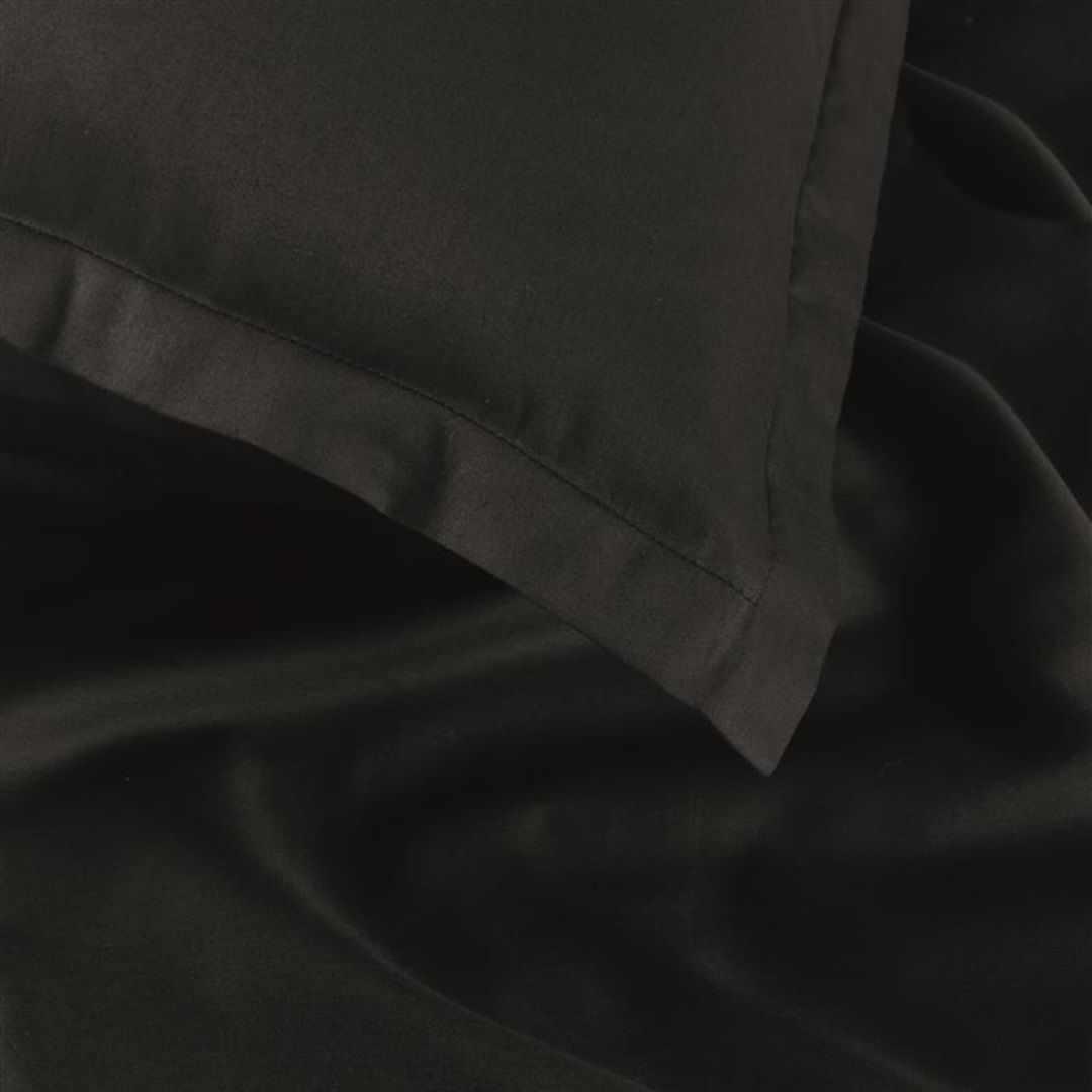 dekbedovertrek-katoen-satijn-uni-zwart-2